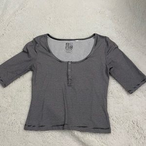 Long sleeve crop top